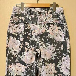 BDG Black & Floral Mom Jean Denim Size 27